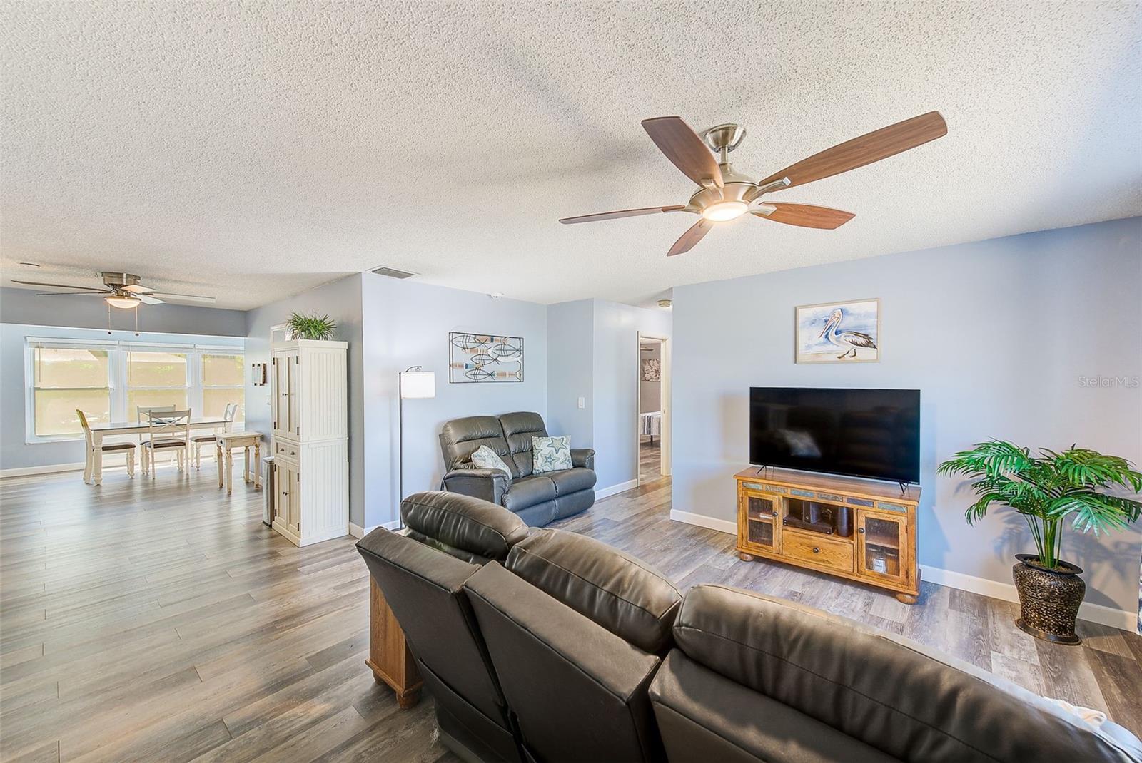 8066 BRENTWOOD RD #8066, SEMINOLE, FL, 33777