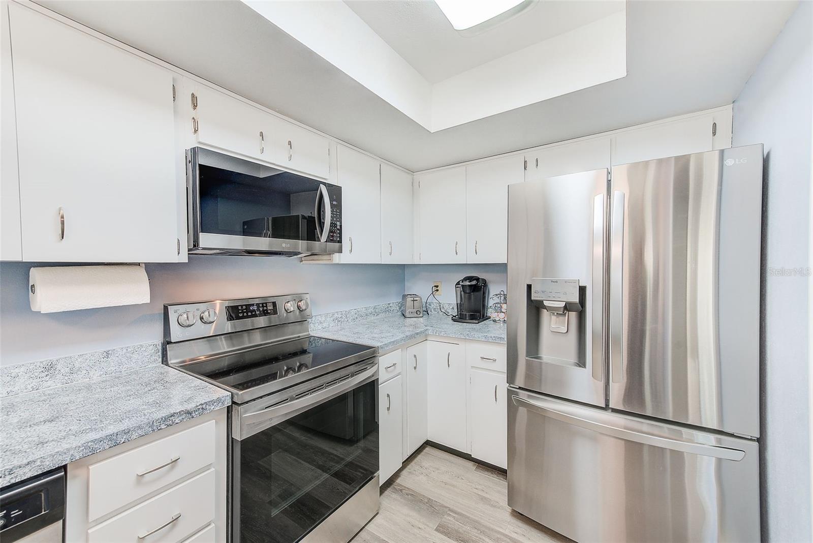 8066 BRENTWOOD RD #8066, SEMINOLE, FL, 33777