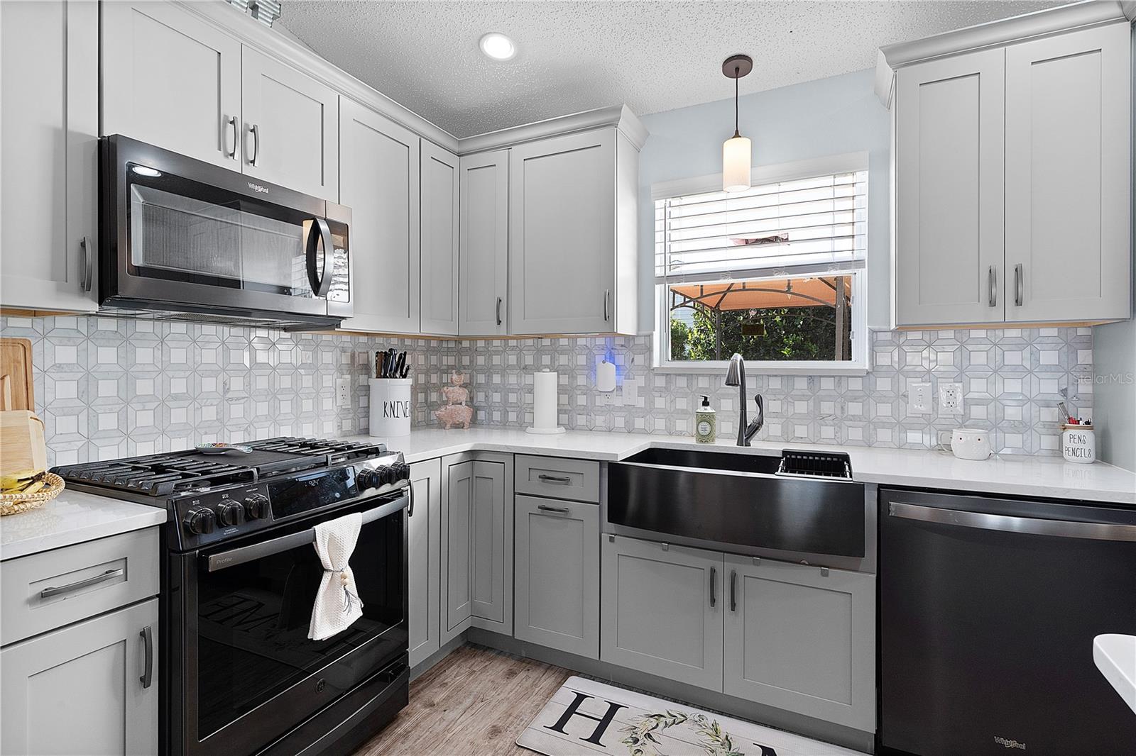 2716 BENAVIDES DR, THE VILLAGES, FL, 32162