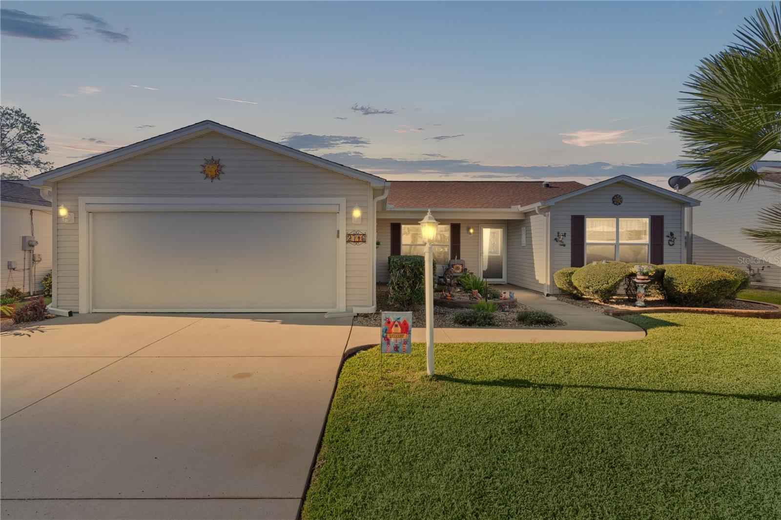 2716 BENAVIDES DR, THE VILLAGES, FL, 32162