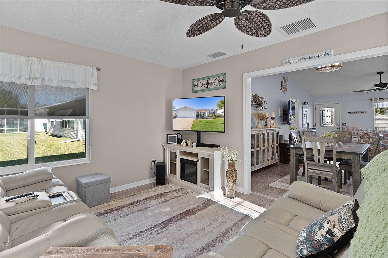 2716 BENAVIDES DR, THE VILLAGES, FL, 32162