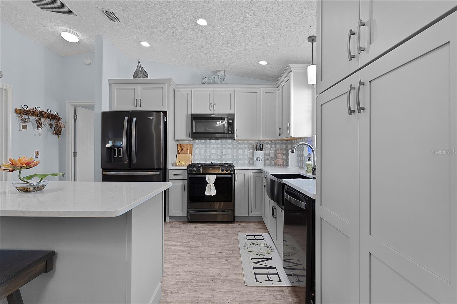 2716 BENAVIDES DR, THE VILLAGES, FL, 32162