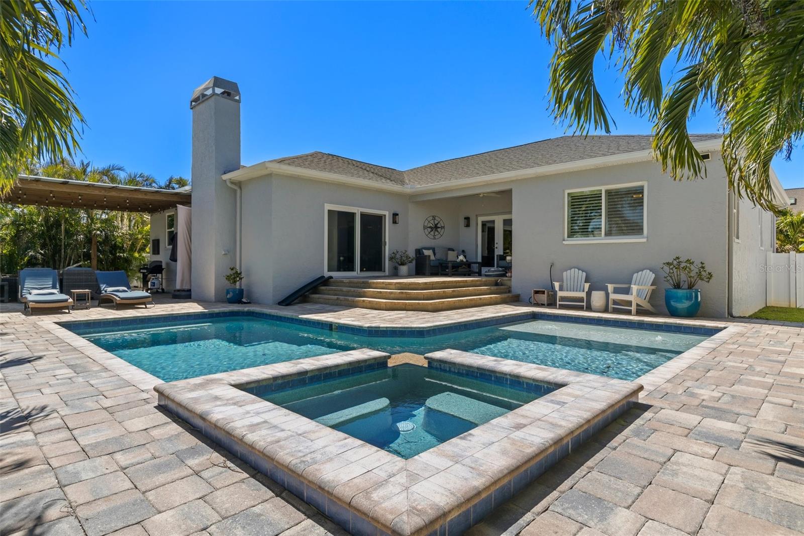 347 8TH AVE N, TIERRA VERDE, FL, 33715