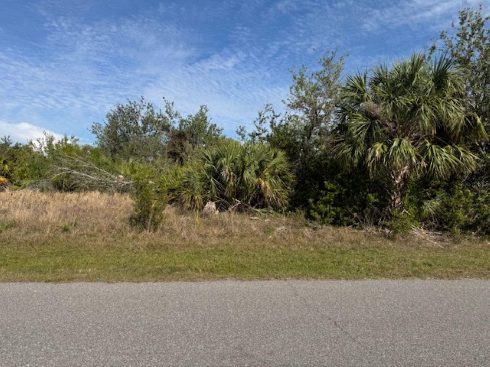 15523 VISCOUNT CIR, PORT CHARLOTTE, FL, 33981