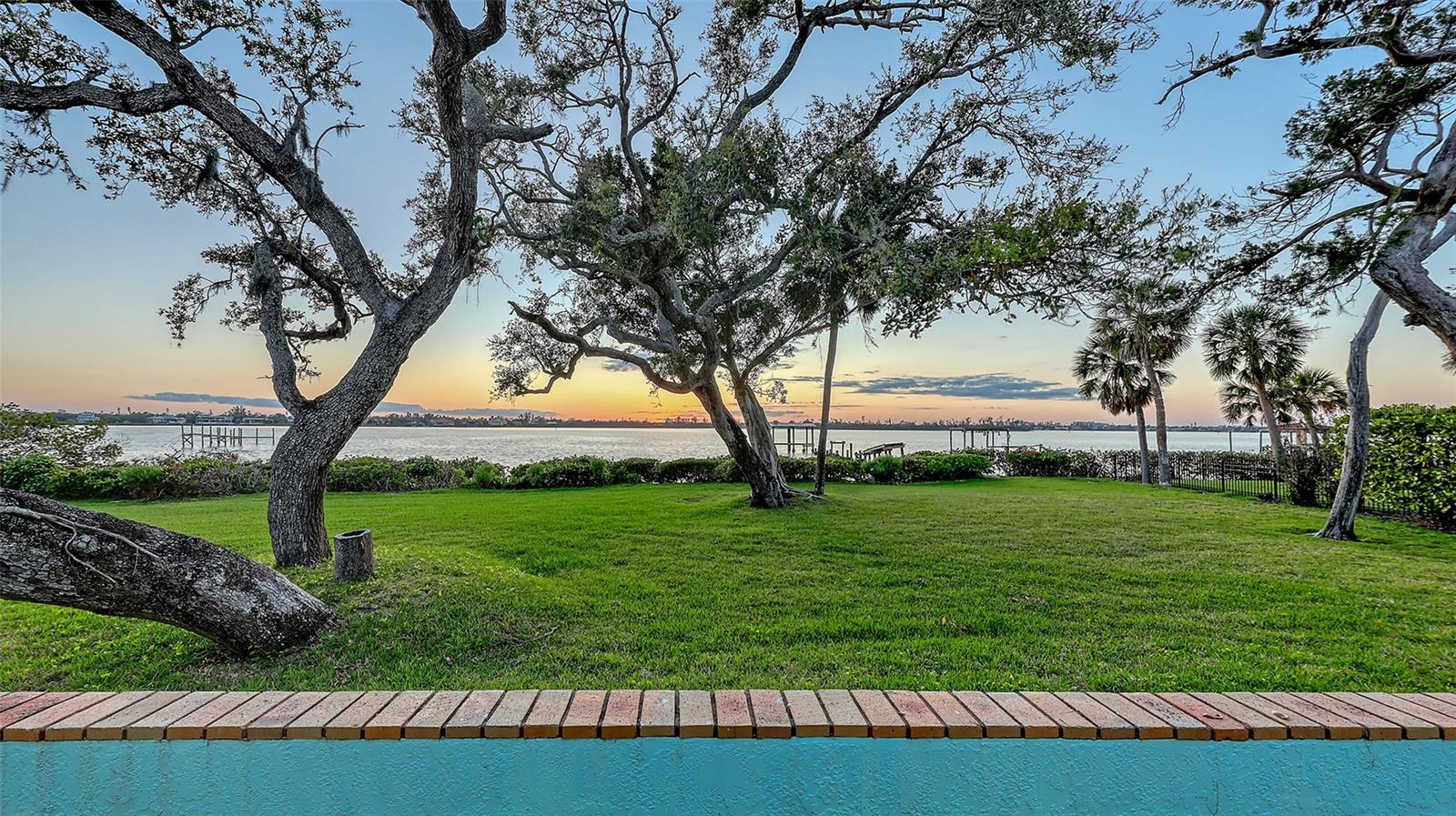 A4645293 Property Photo