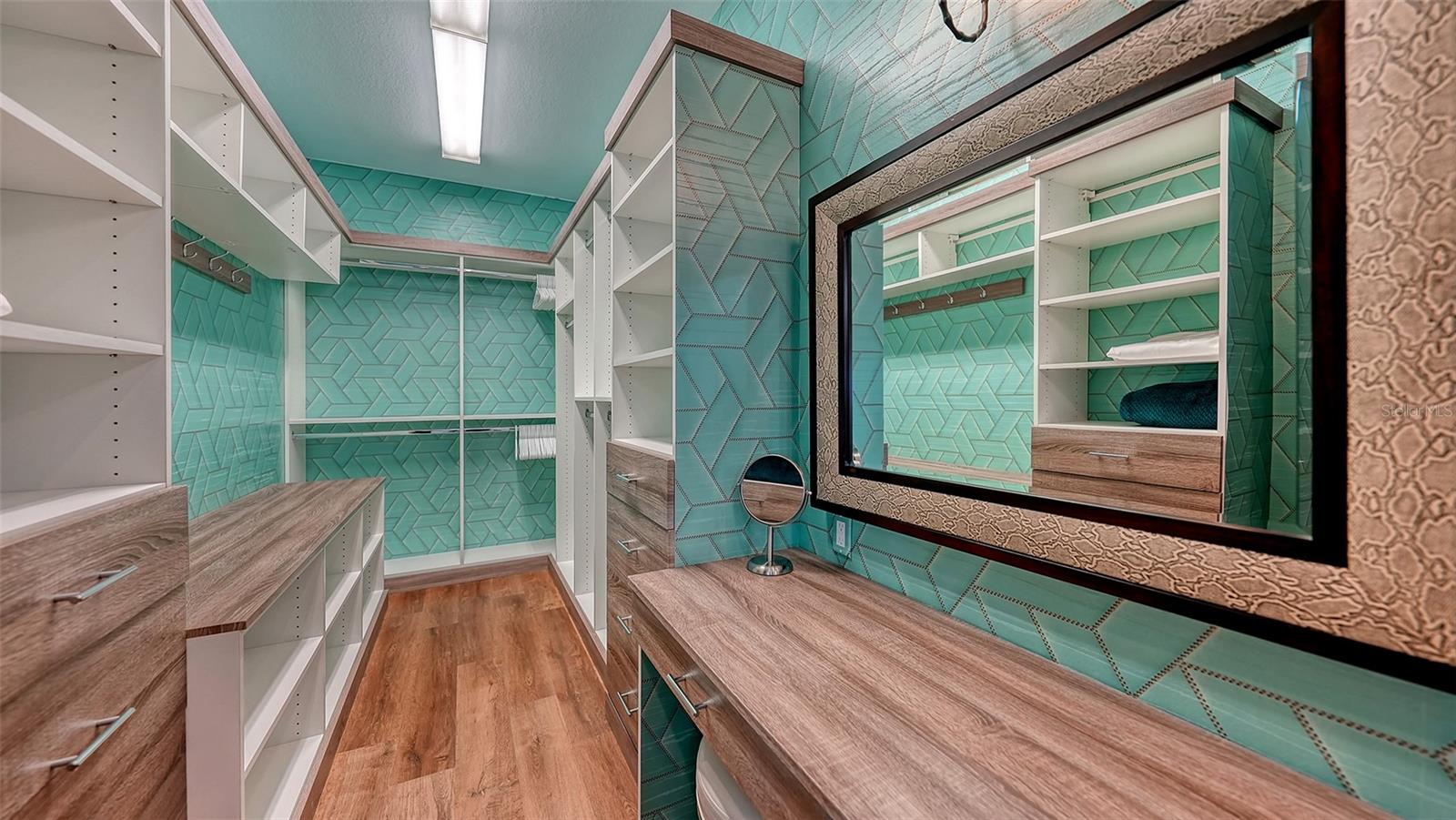 A4645293 Property Photo