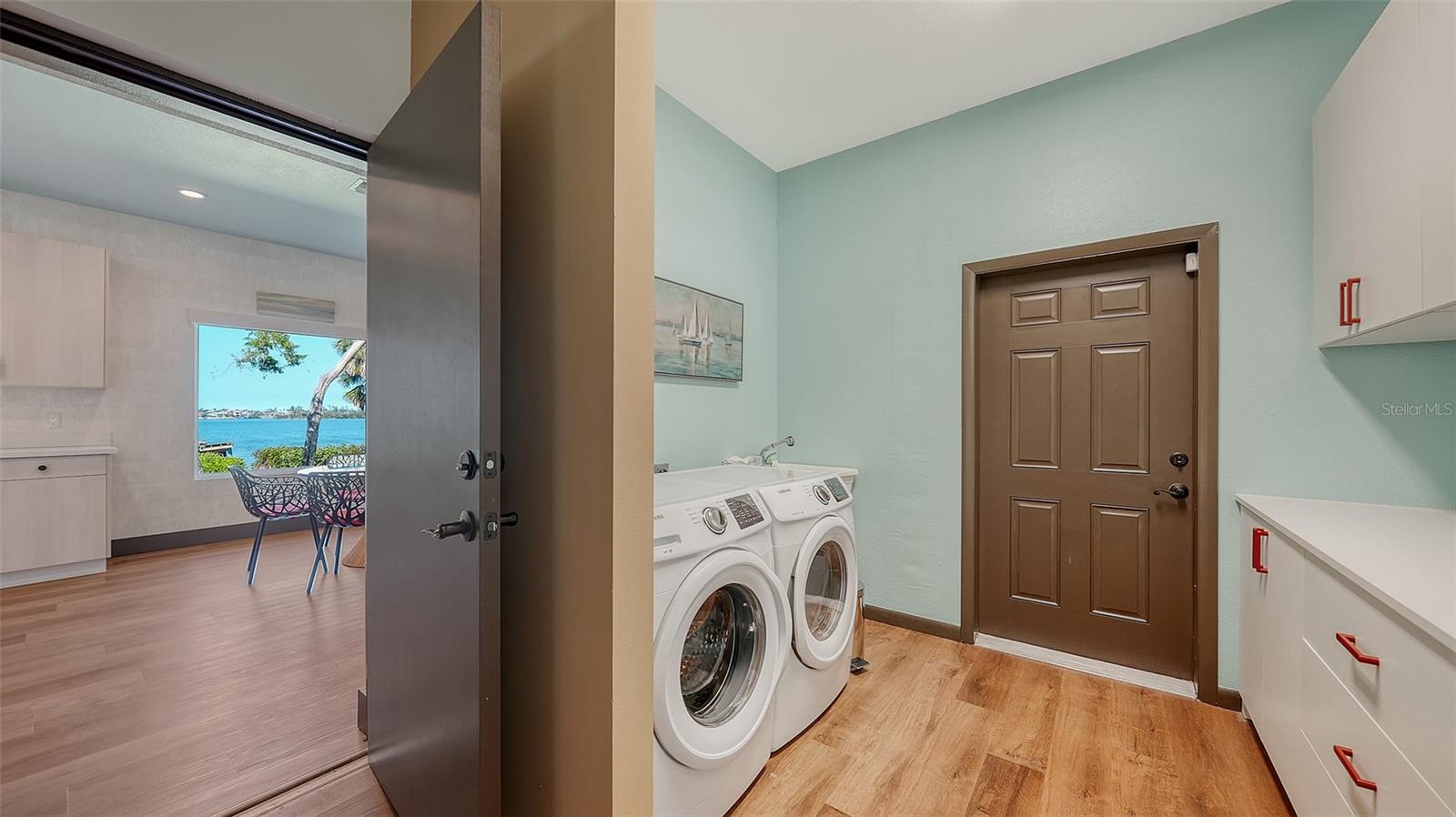 A4645293 Property Photo