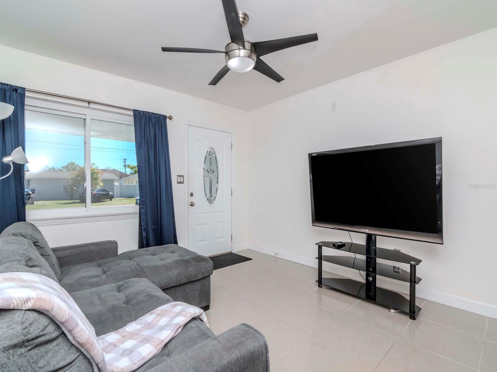 1735 W COMANCHE AVE, TAMPA, FL, 33603