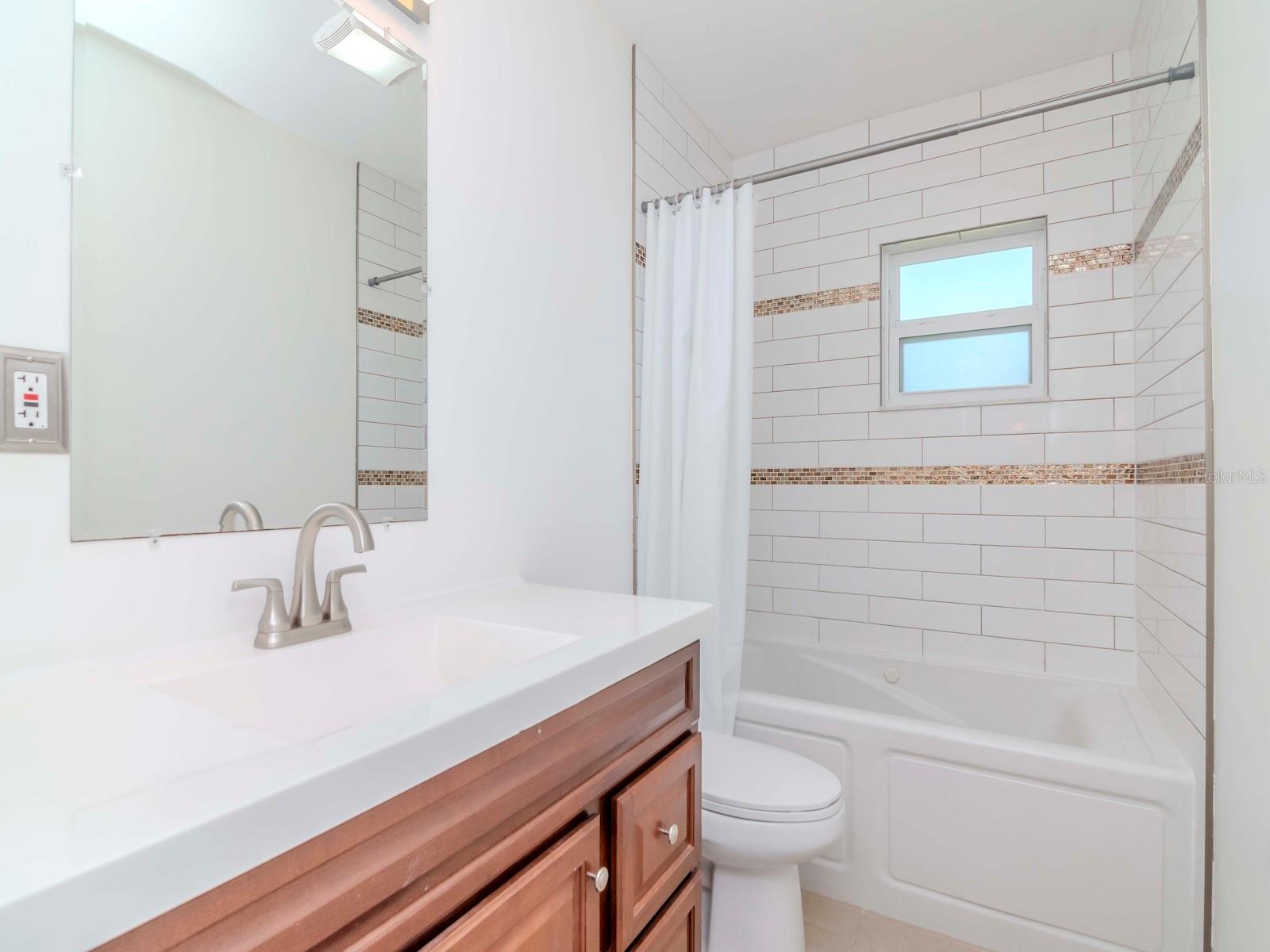 1735 W COMANCHE AVE, TAMPA, FL, 33603