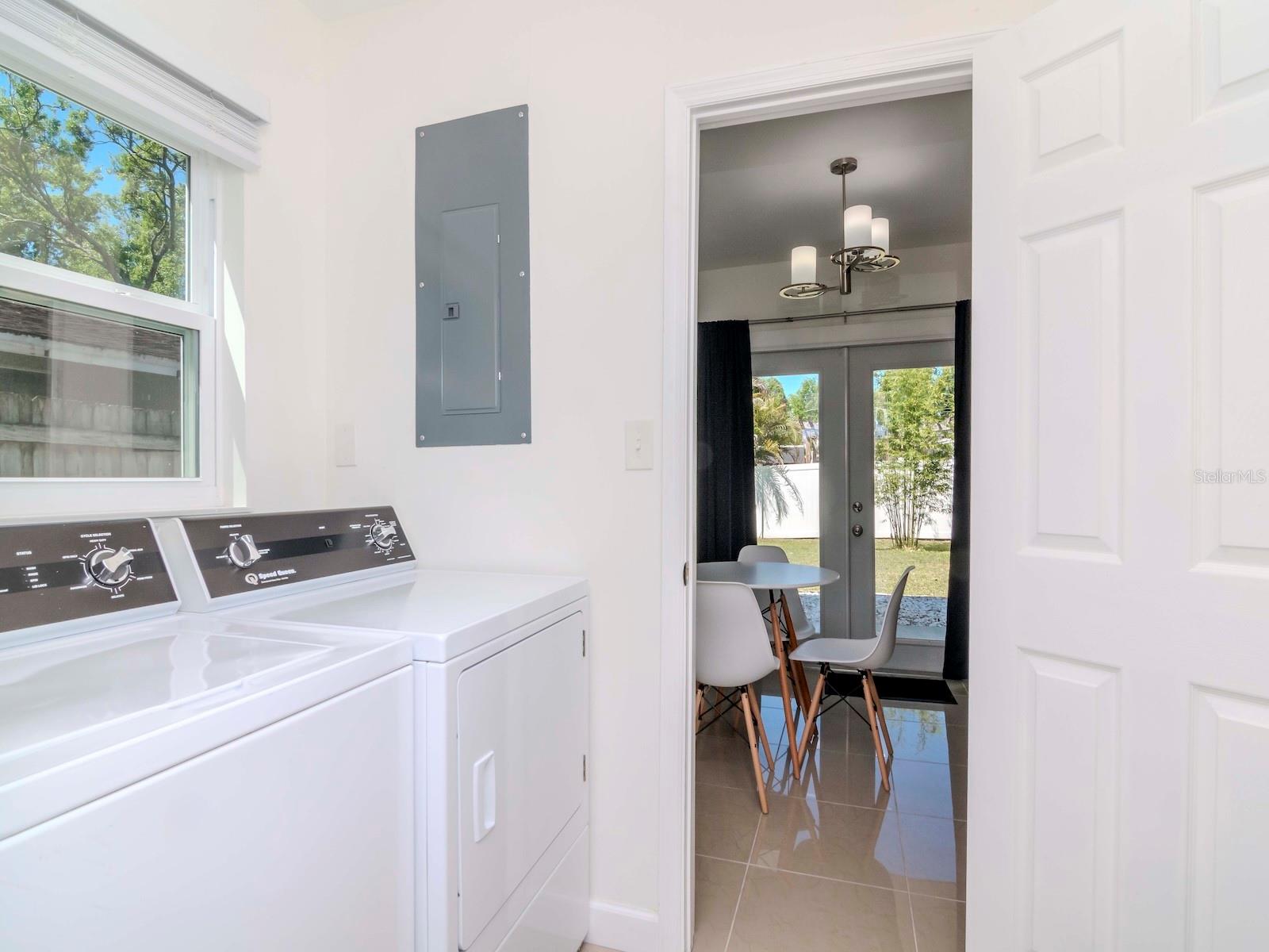 1735 W COMANCHE AVE, TAMPA, FL, 33603