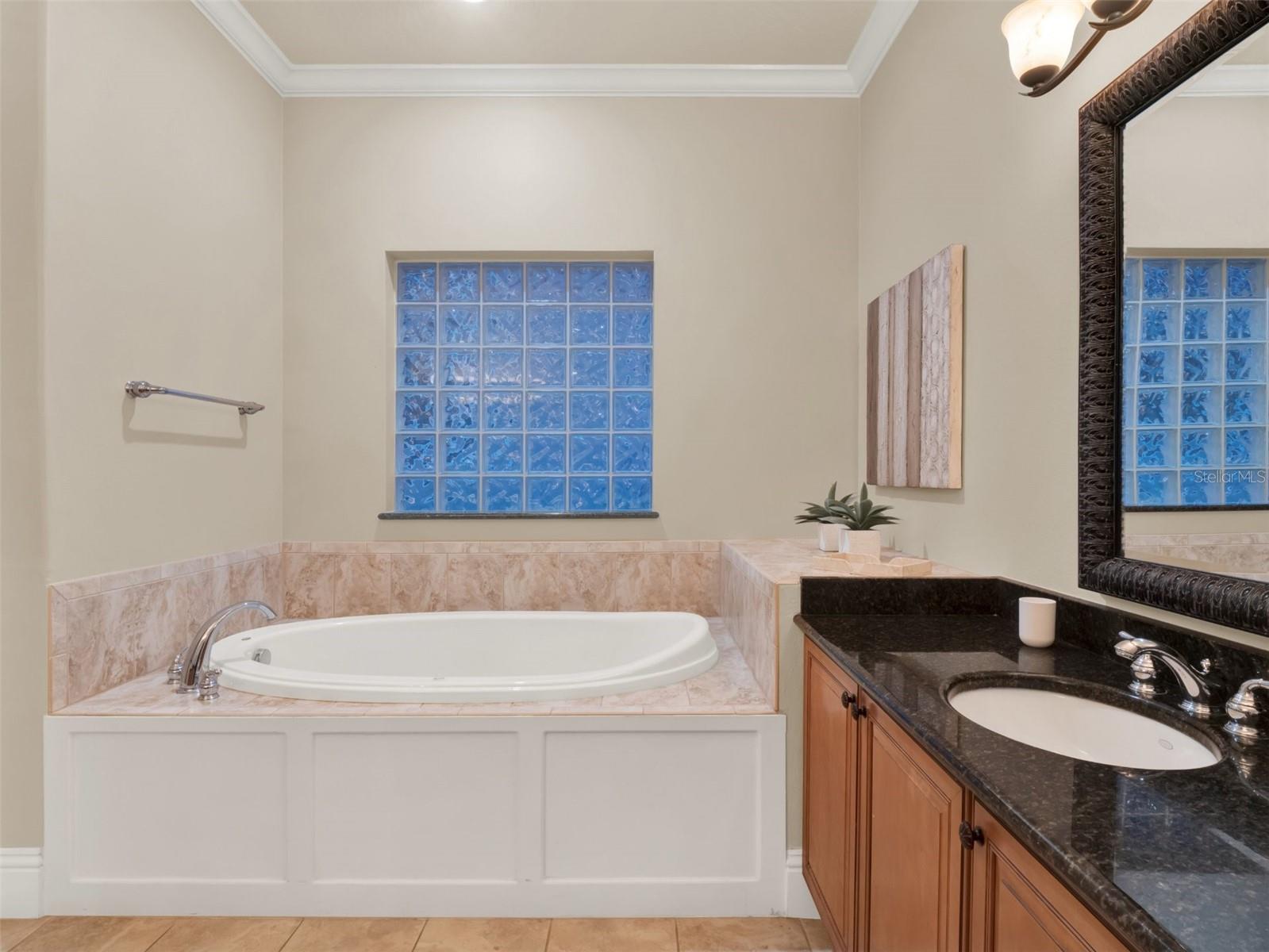 411 MUIRFIELD LOOP, REUNION, FL, 34747