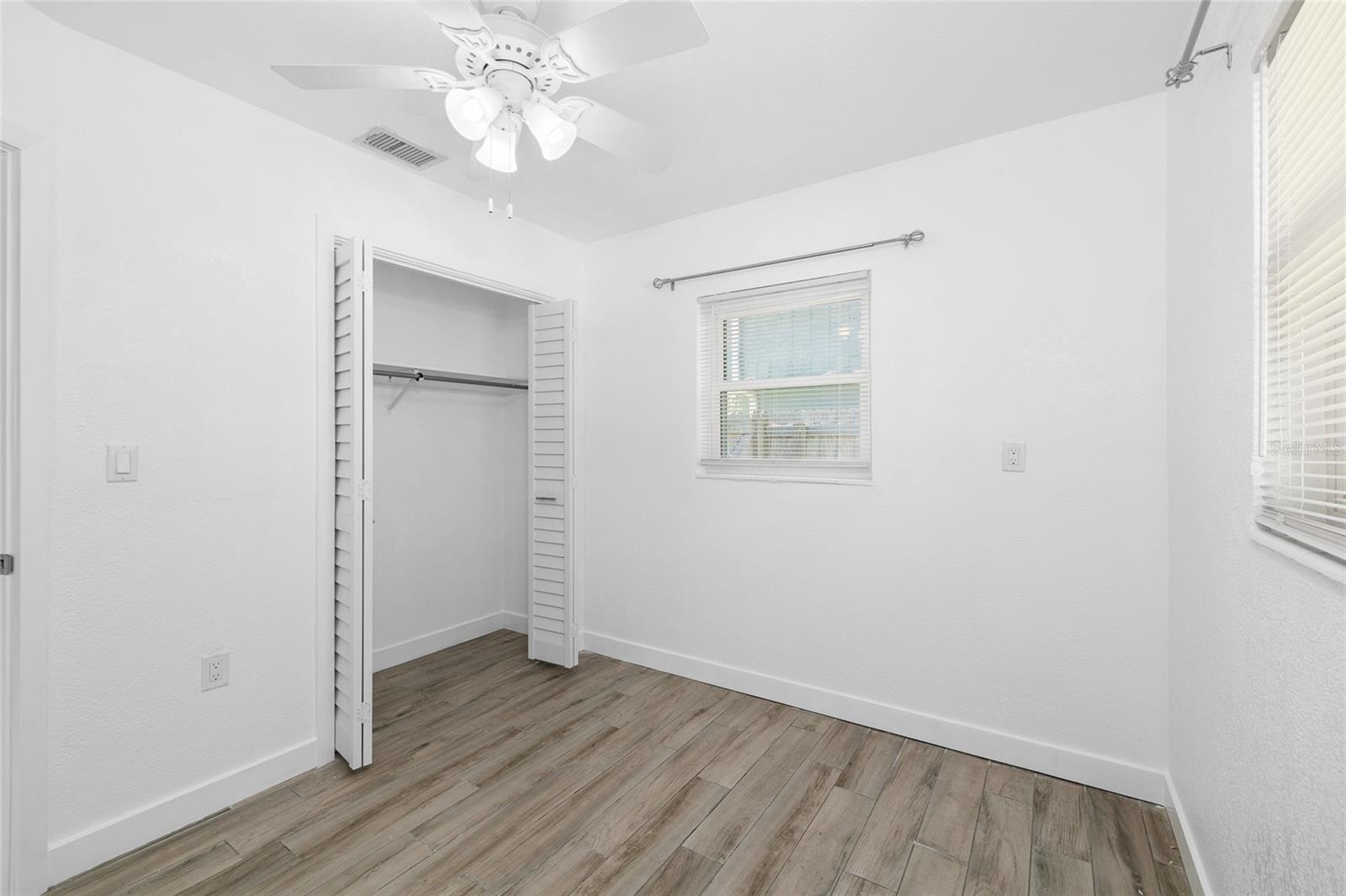 1827 NEVADA AVE NE, ST PETERSBURG, FL, 33703