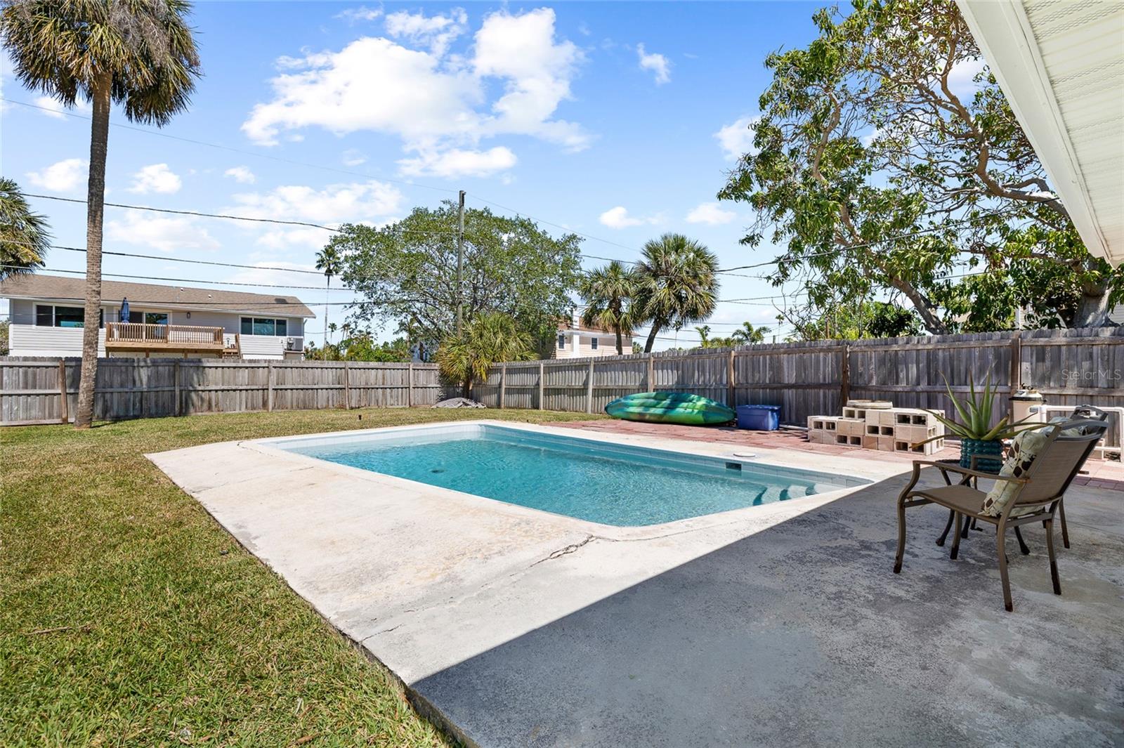 1827 NEVADA AVE NE, ST PETERSBURG, FL, 33703