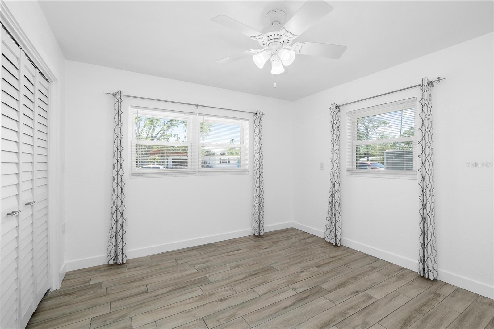 1827 NEVADA AVE NE, ST PETERSBURG, FL, 33703