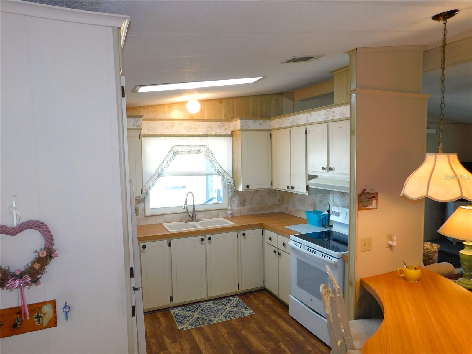 5546 BENTON ST, ZEPHYRHILLS, FL, 33542