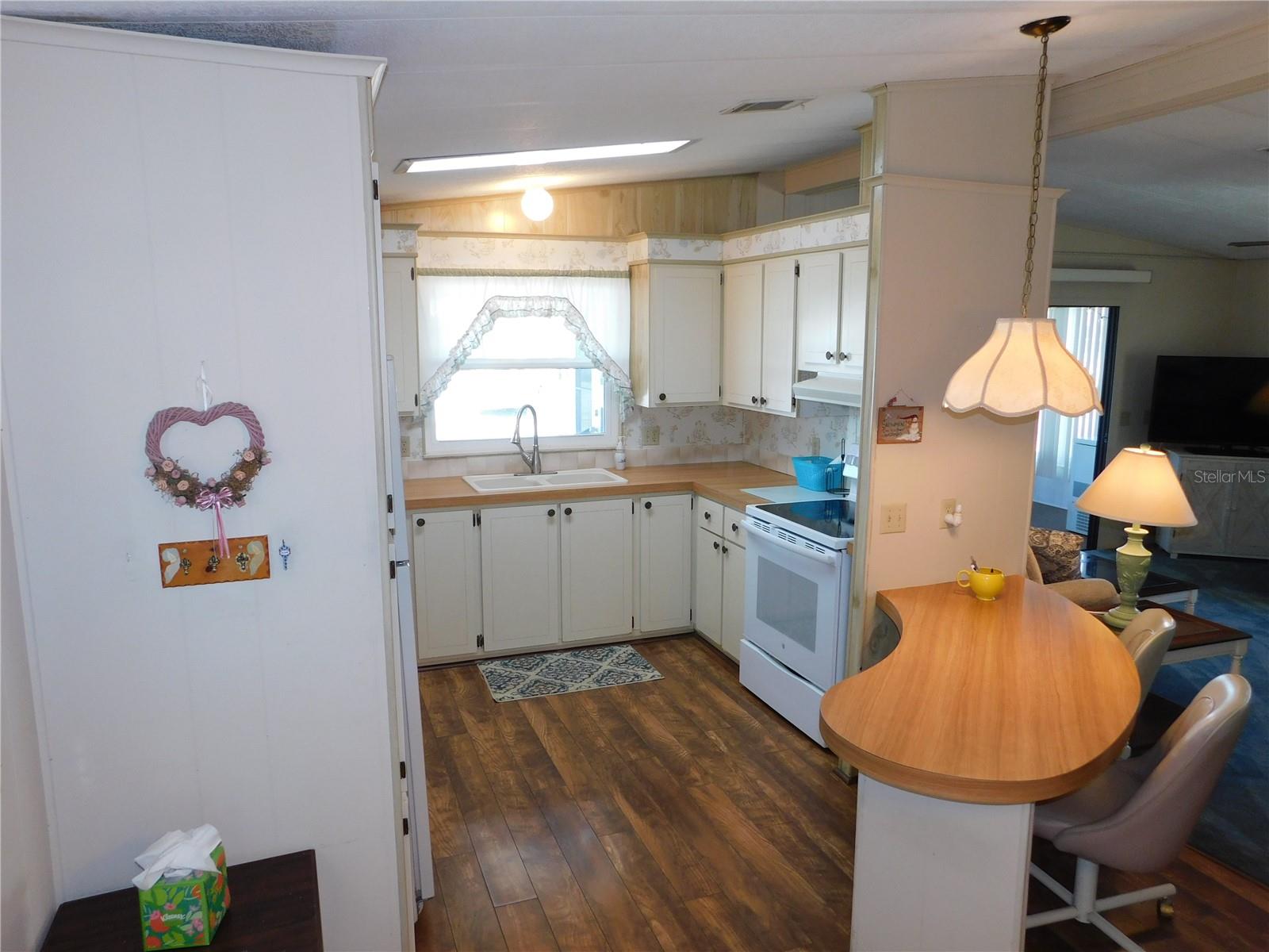 5546 BENTON ST, ZEPHYRHILLS, FL, 33542