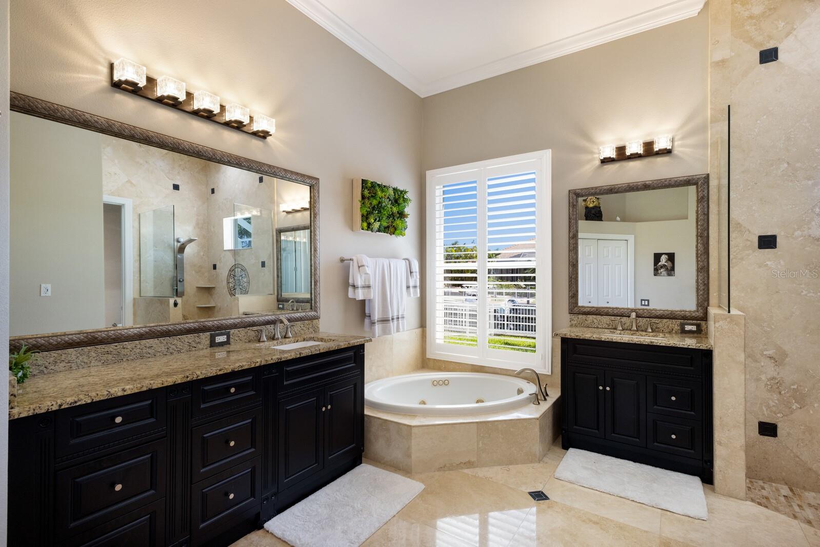 541 FORE DR, BRADENTON, FL, 34208