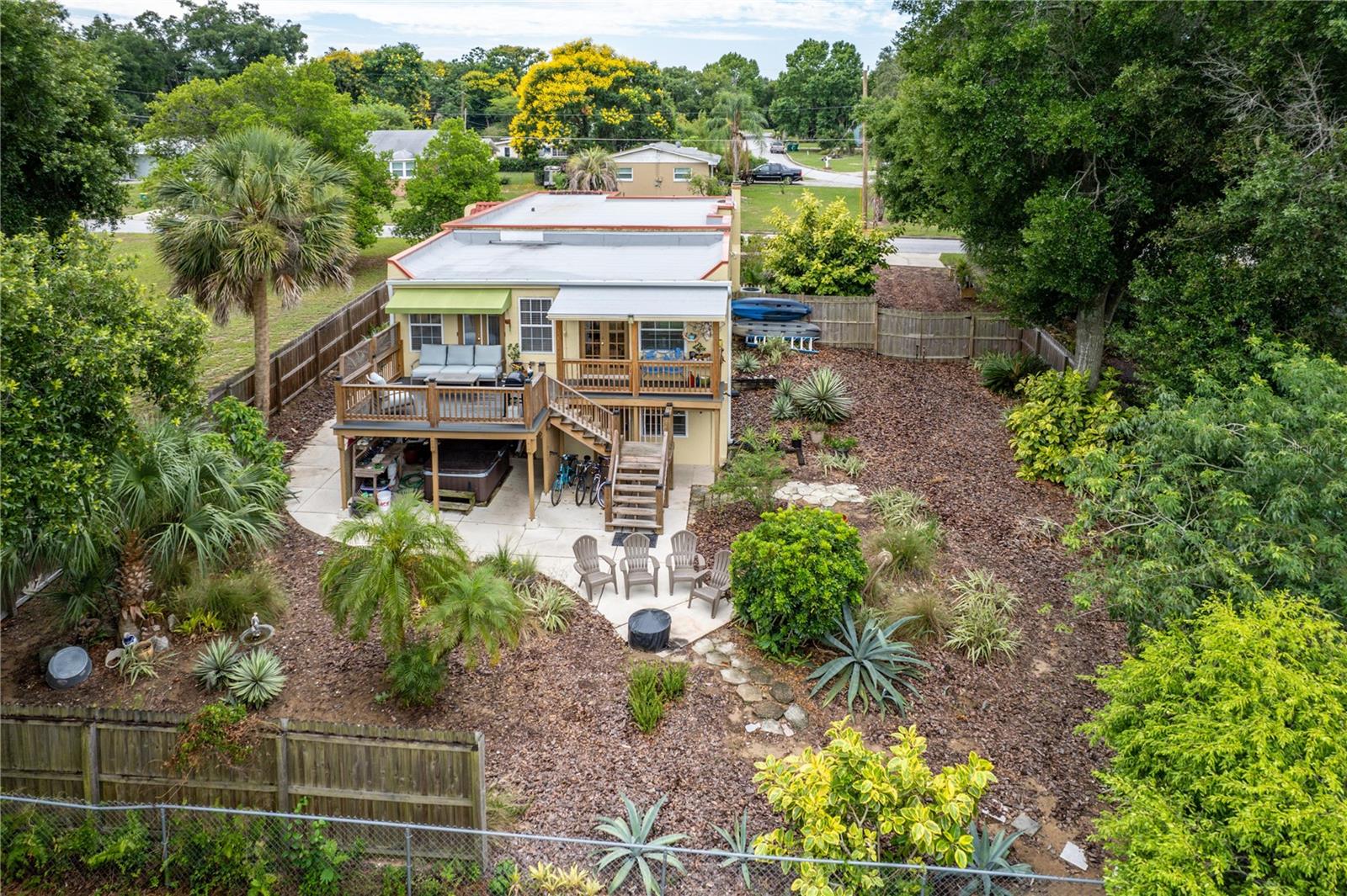 809 POINSETTIA DR, EUSTIS, FL, 32726