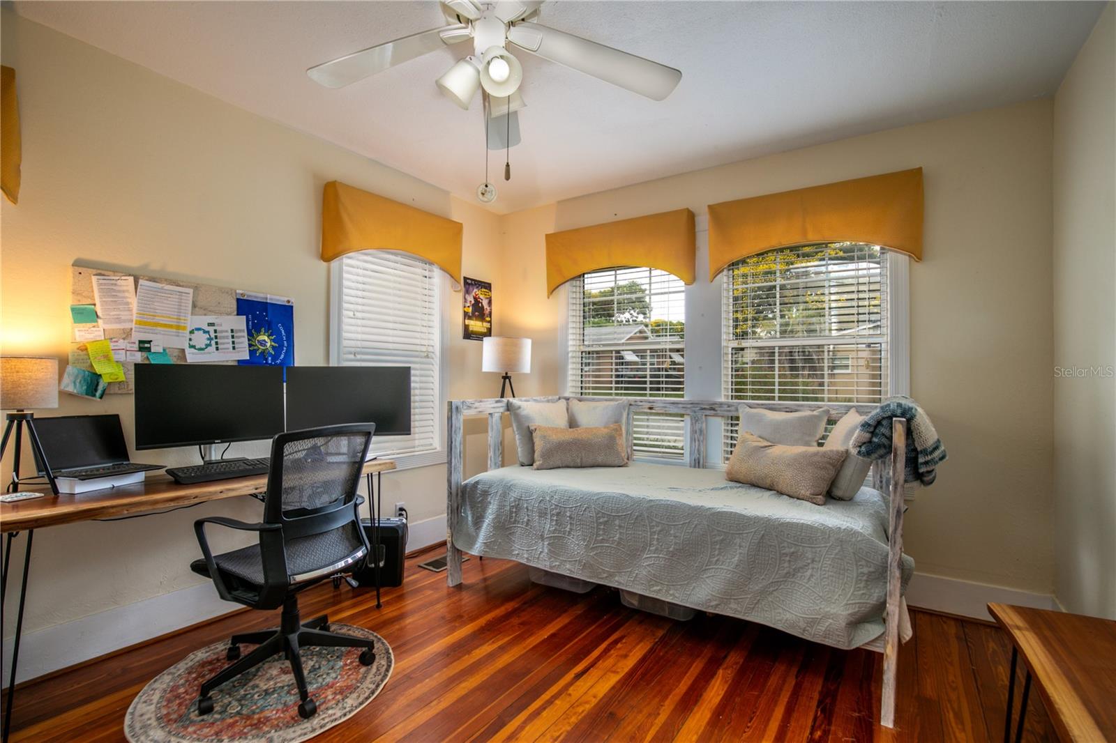 809 POINSETTIA DR, EUSTIS, FL, 32726