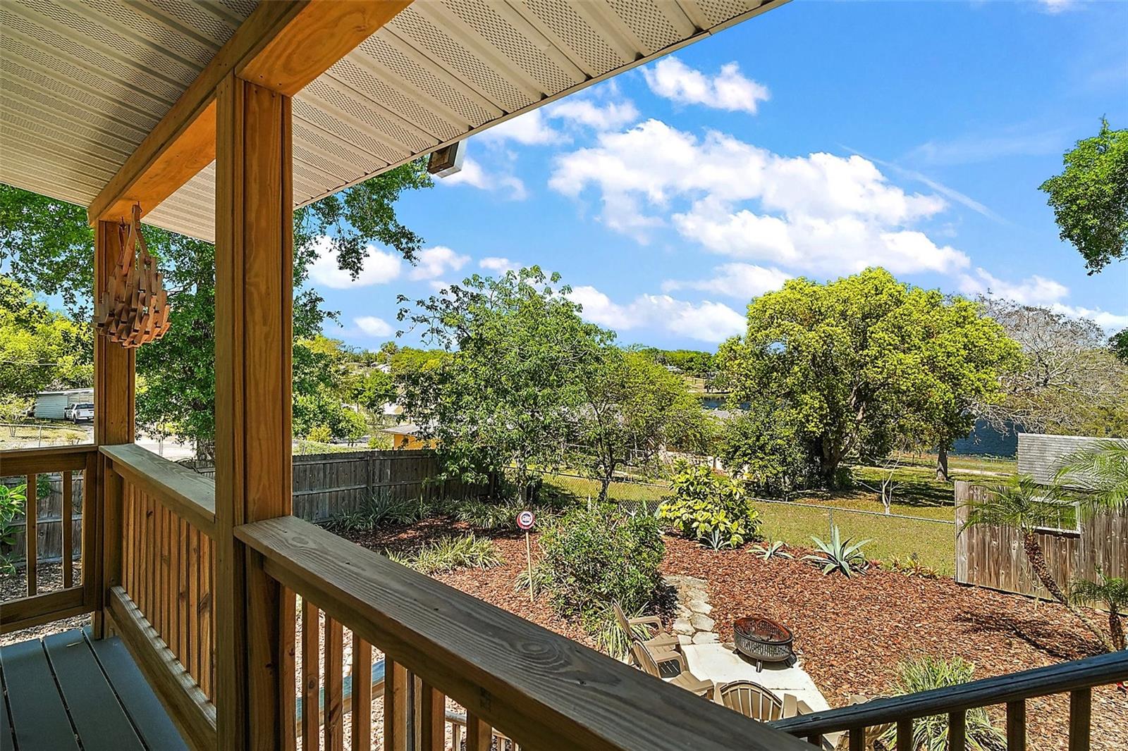 809 POINSETTIA DR, EUSTIS, FL, 32726