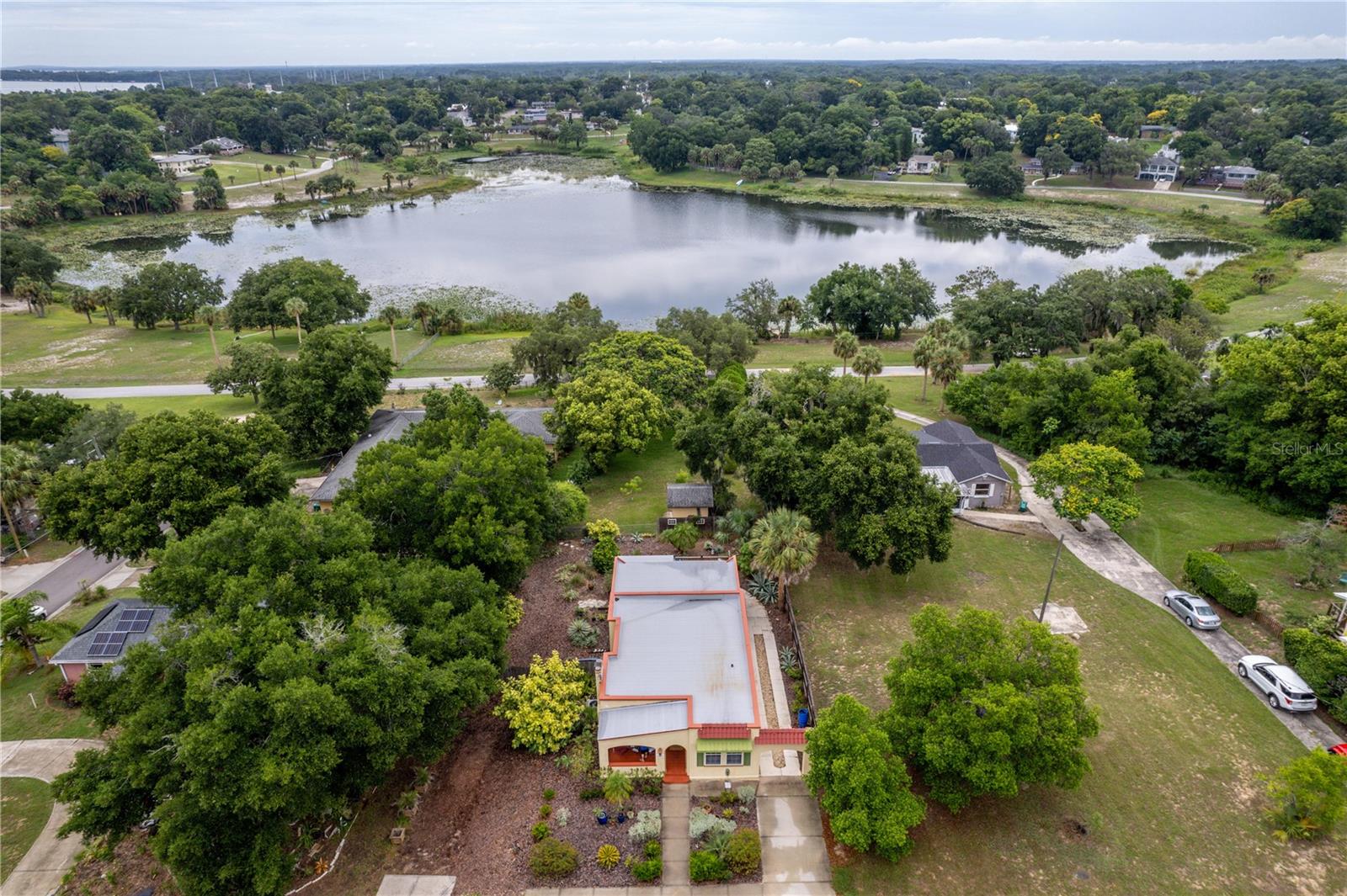 809 POINSETTIA DR, EUSTIS, FL, 32726