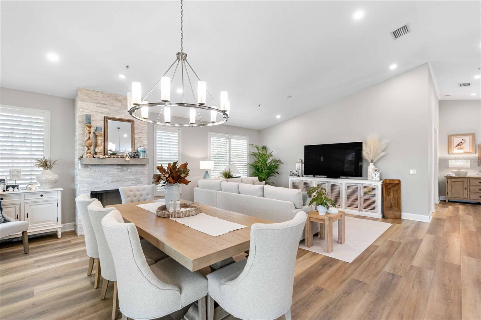 8258 MIDNIGHT PASS RD, SARASOTA, FL, 34242