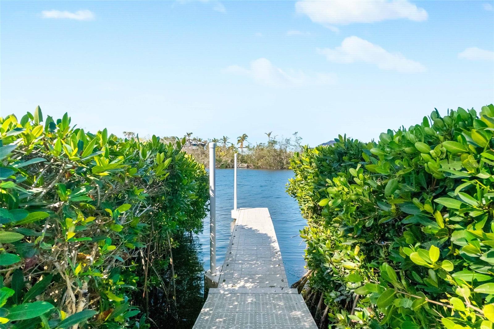 8258 MIDNIGHT PASS RD, SARASOTA, FL, 34242