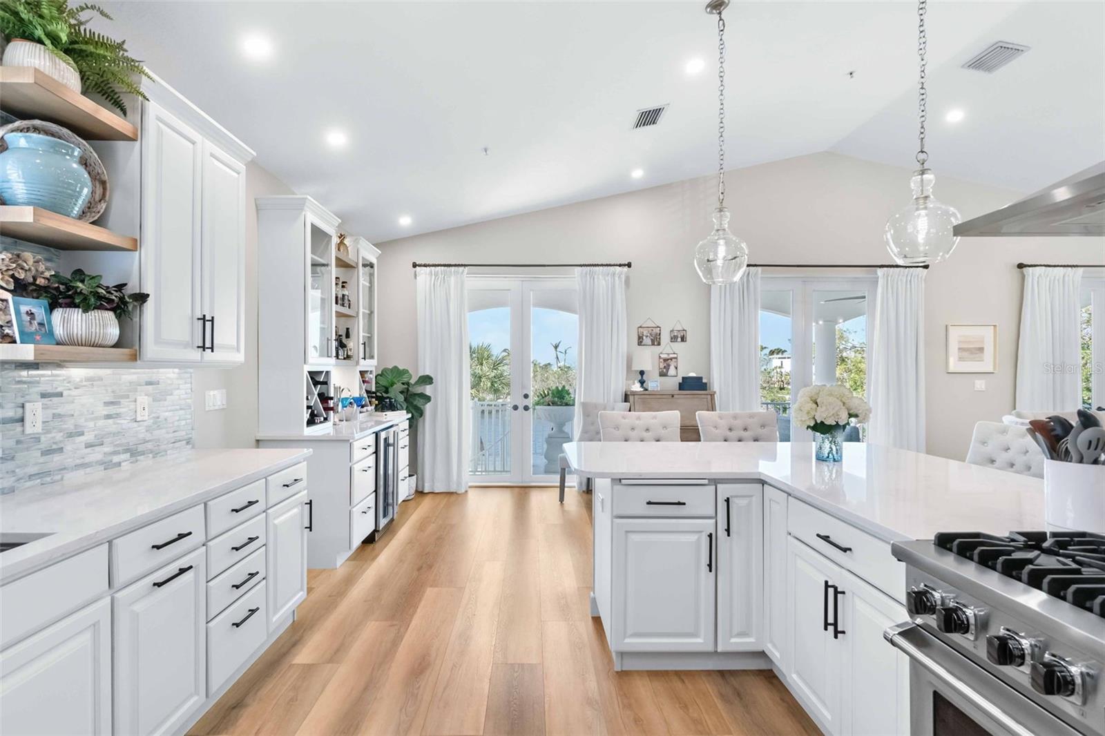 8258 MIDNIGHT PASS RD, SARASOTA, FL, 34242
