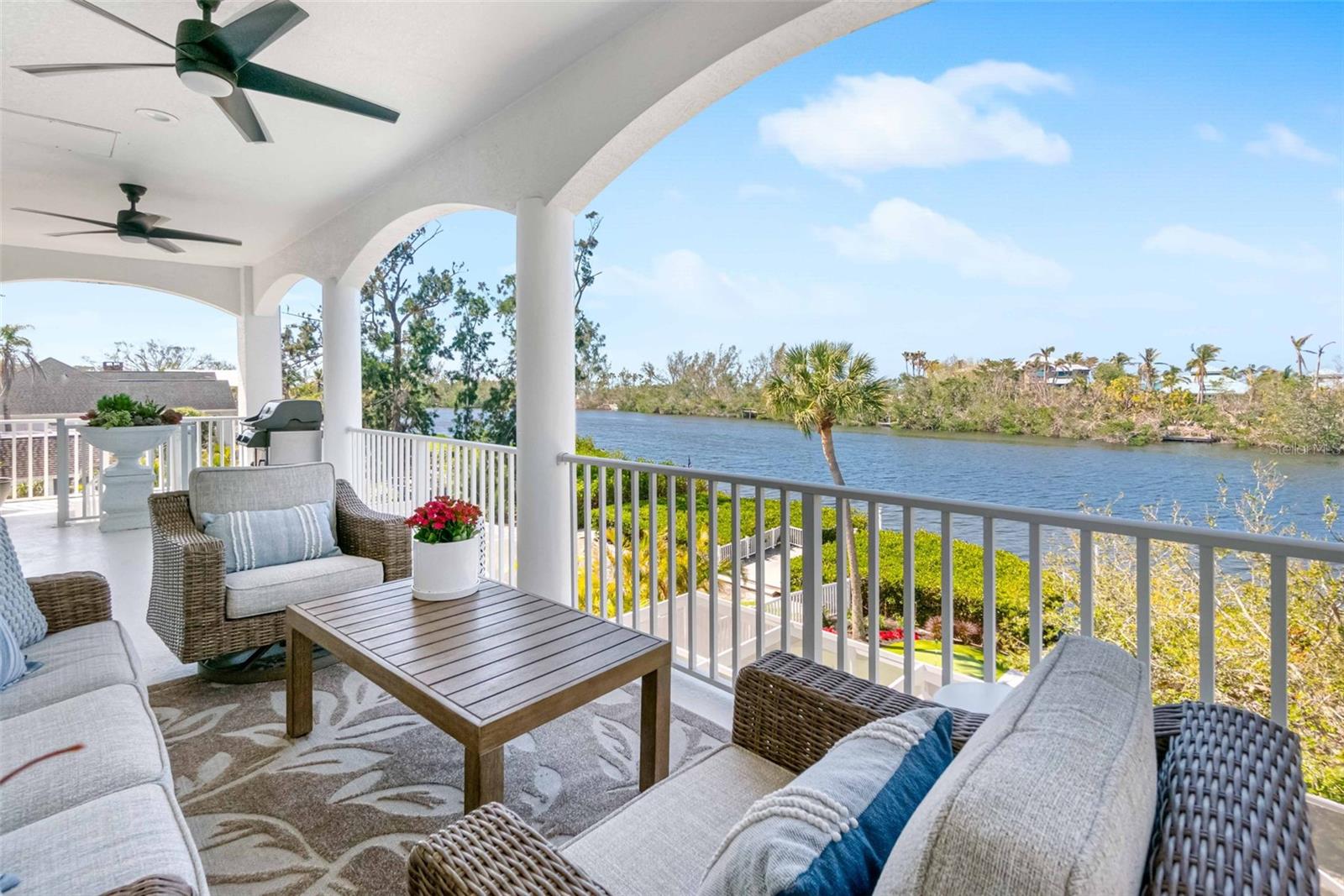 8258 MIDNIGHT PASS RD, SARASOTA, FL, 34242