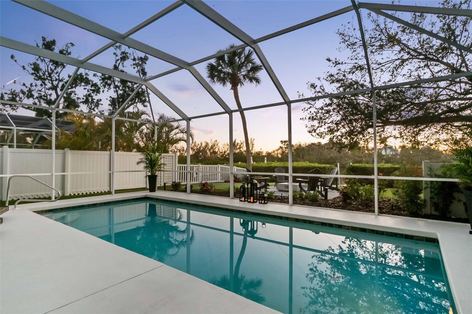 8258 MIDNIGHT PASS RD, SARASOTA, FL, 34242