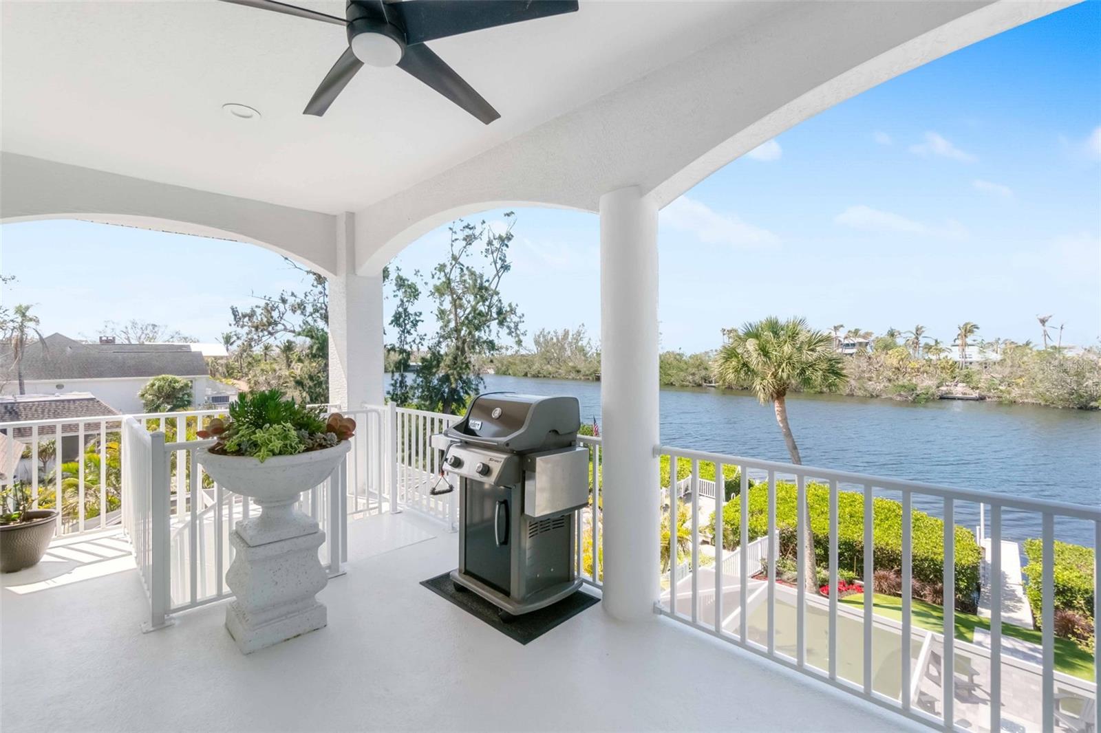 8258 MIDNIGHT PASS RD, SARASOTA, FL, 34242