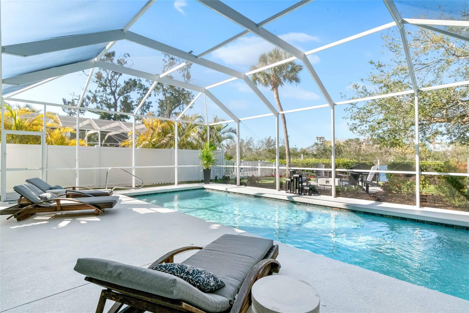 8258 MIDNIGHT PASS RD, SARASOTA, FL, 34242
