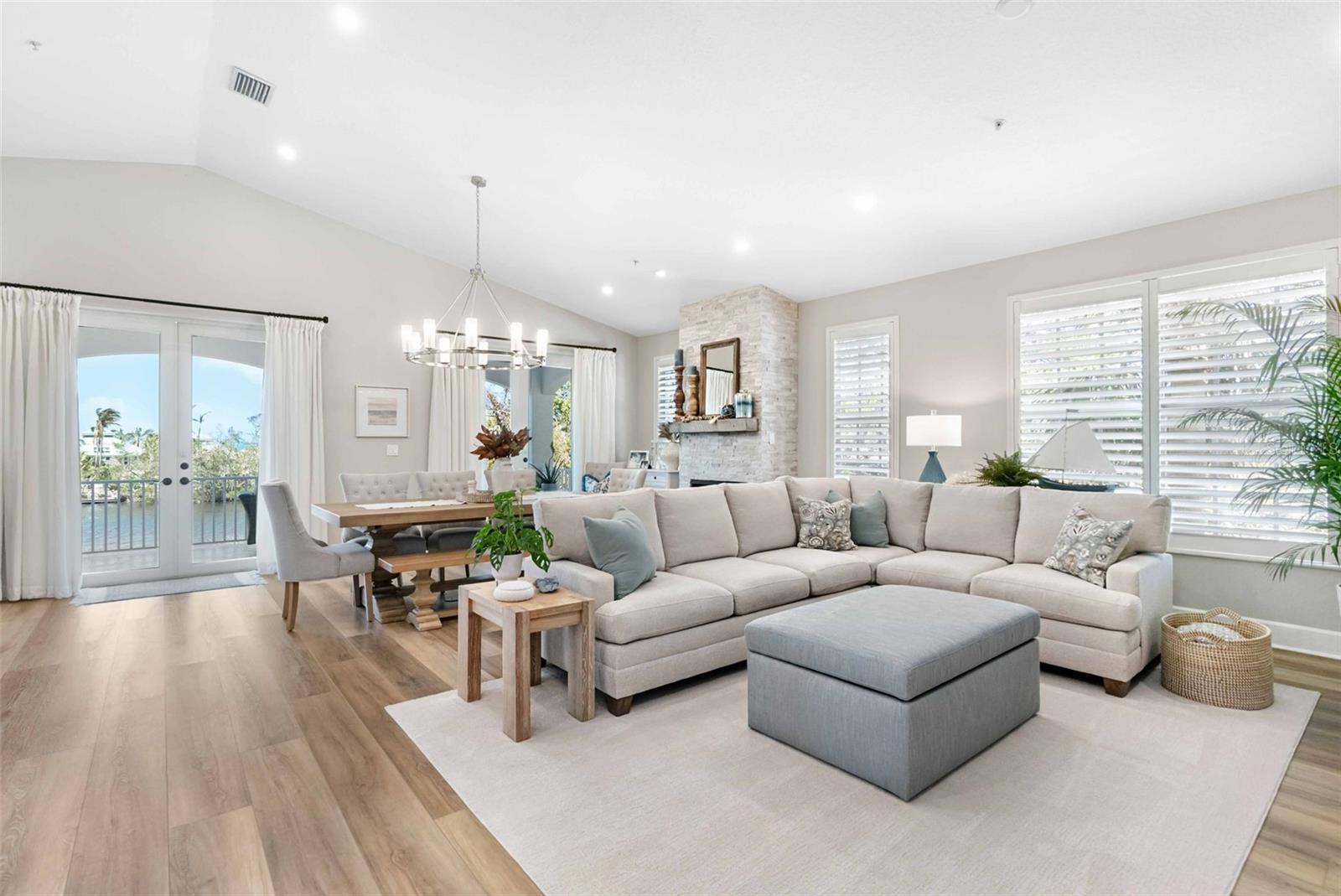 8258 MIDNIGHT PASS RD, SARASOTA, FL, 34242