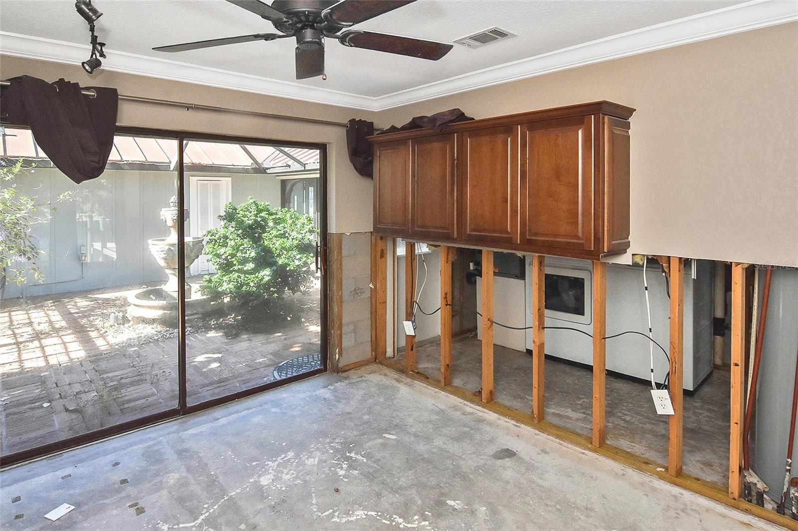 104 GRAHAM ST SE, PORT CHARLOTTE, FL, 33952