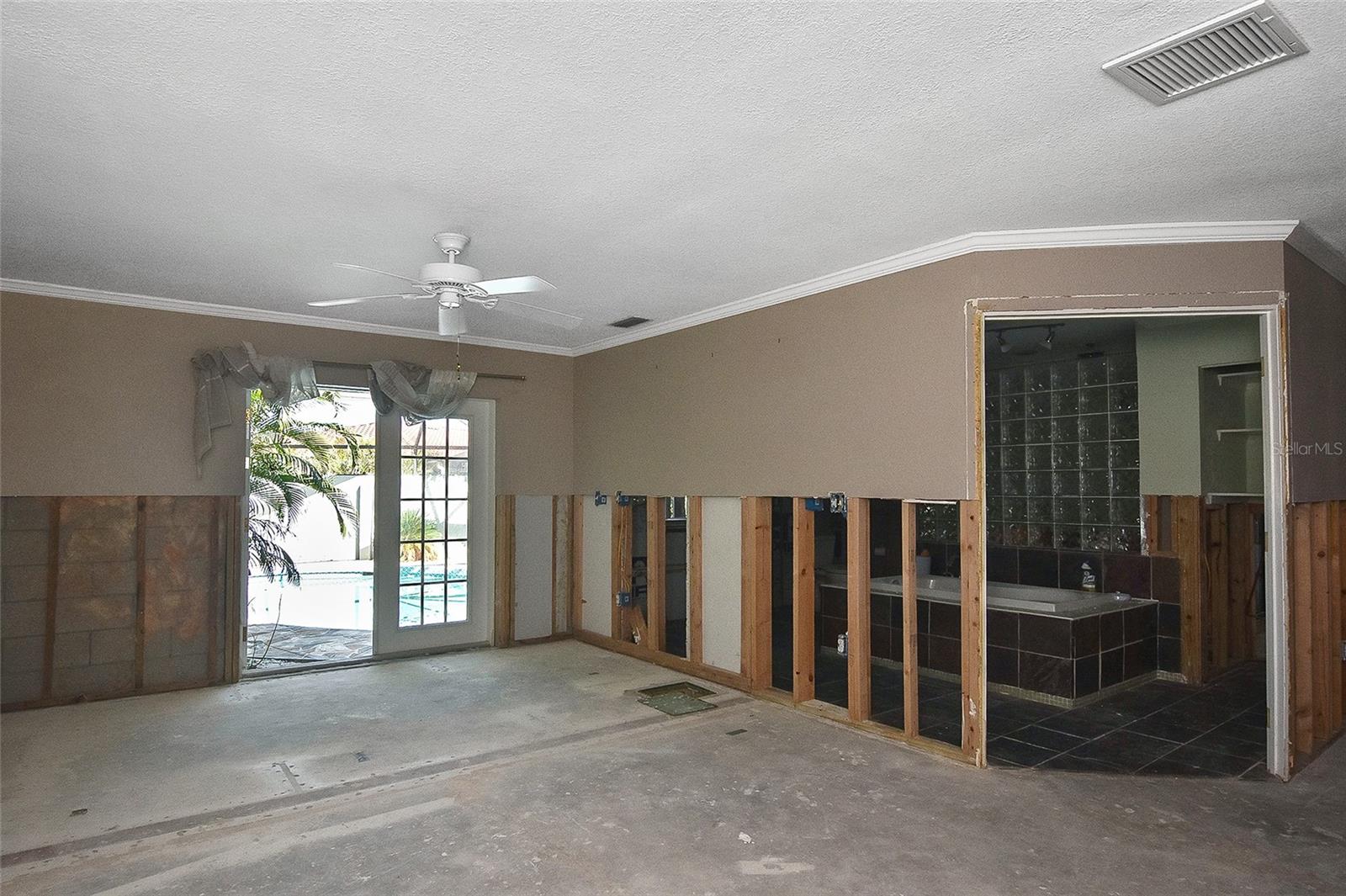 104 GRAHAM ST SE, PORT CHARLOTTE, FL, 33952