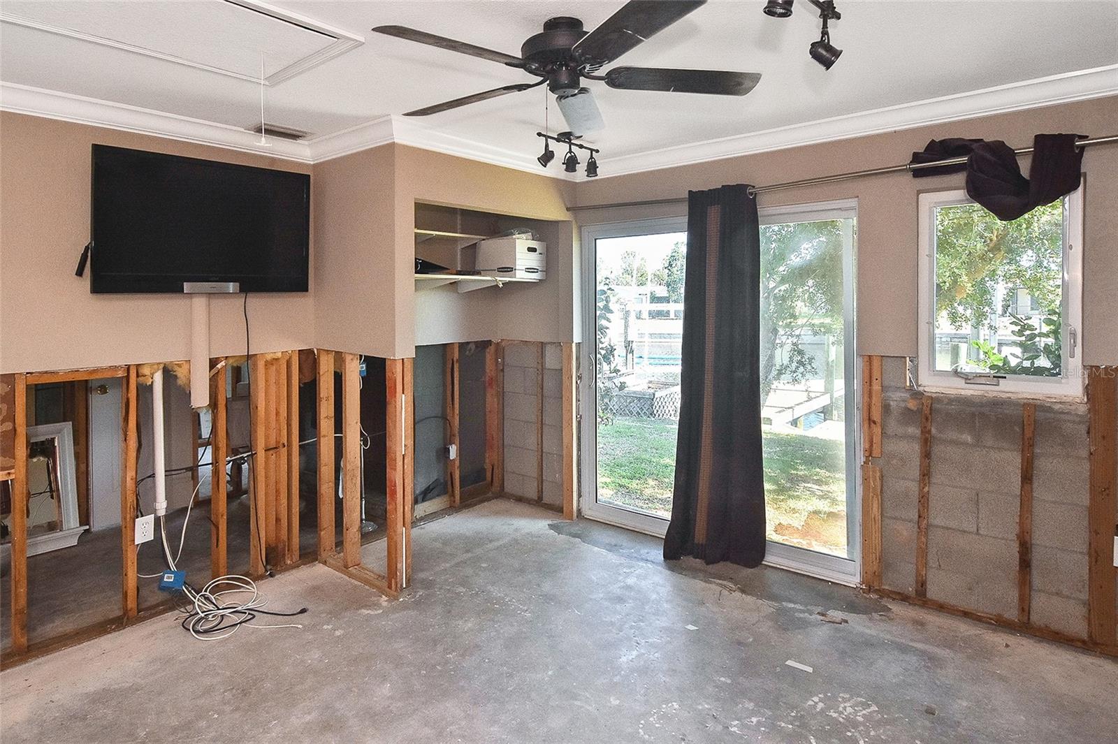 104 GRAHAM ST SE, PORT CHARLOTTE, FL, 33952