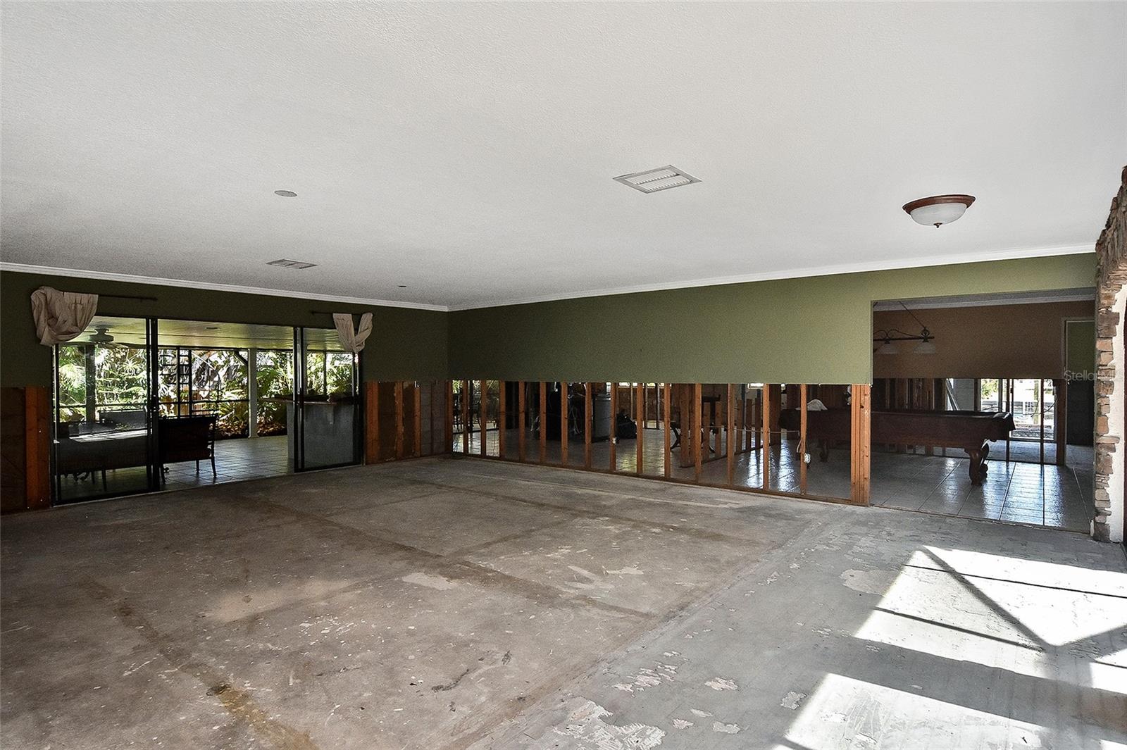 104 GRAHAM ST SE, PORT CHARLOTTE, FL, 33952