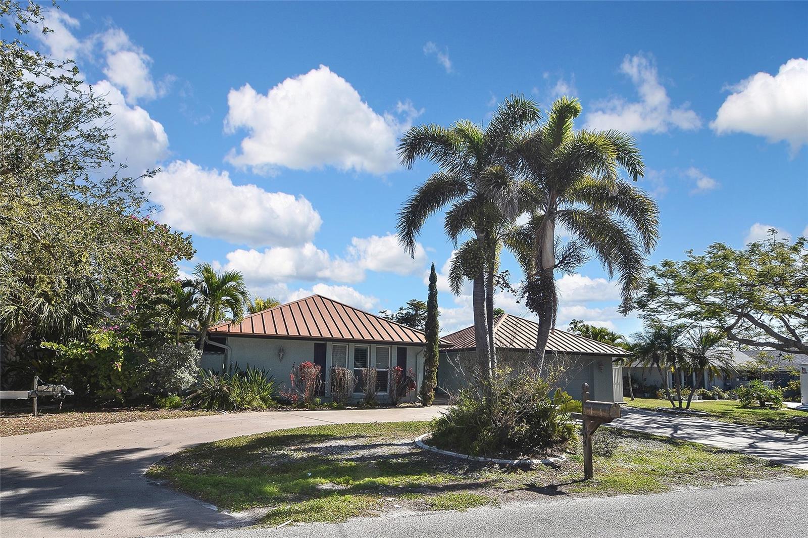 104 GRAHAM ST SE, PORT CHARLOTTE, FL, 33952