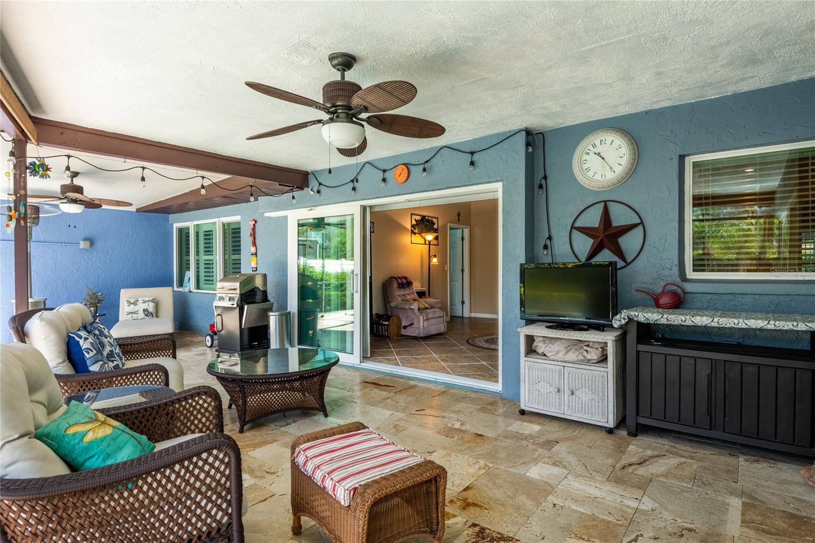 14006 ELLESMERE DR, TAMPA, FL, 33624
