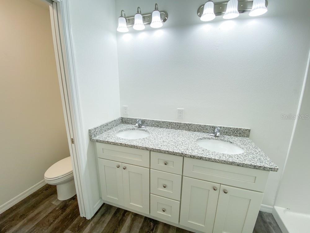 40 FISHER WAY TRL, OCKLAWAHA, FL, 32179