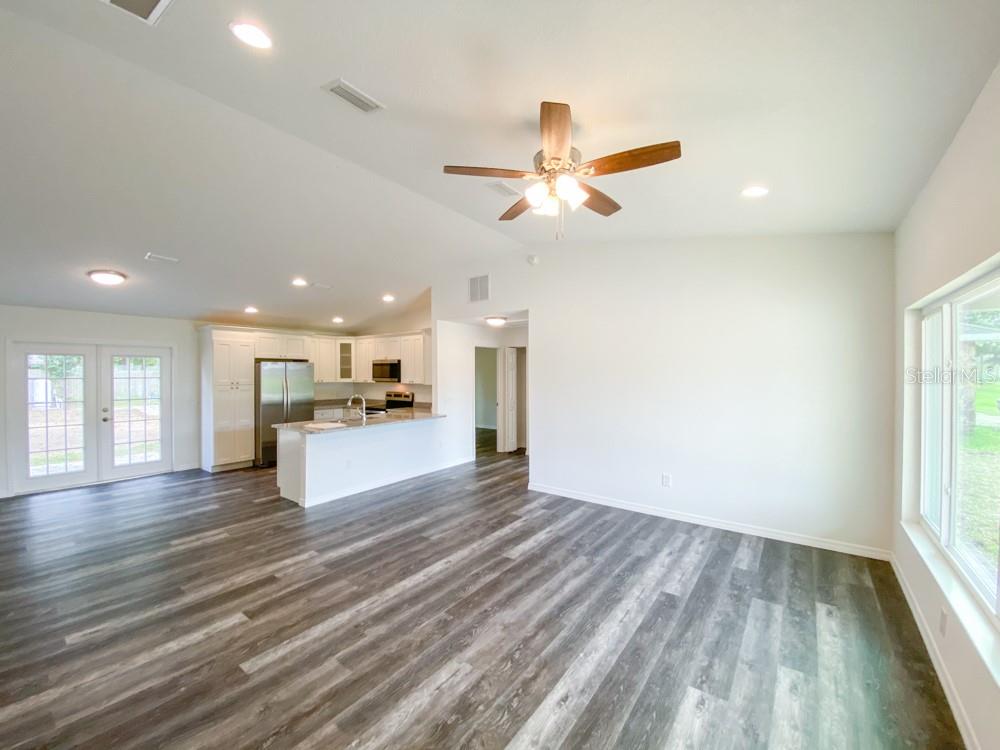 40 FISHER WAY TRL, OCKLAWAHA, FL, 32179
