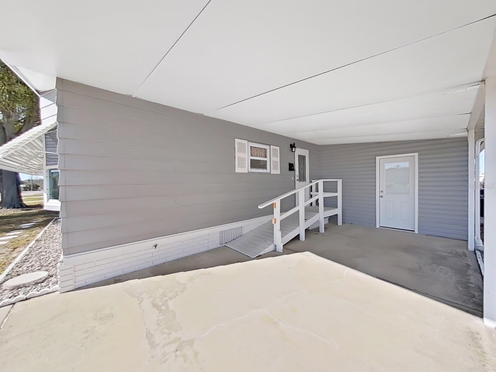 4986 FOXWOOD LAKE DR, LAKELAND, FL, 33810
