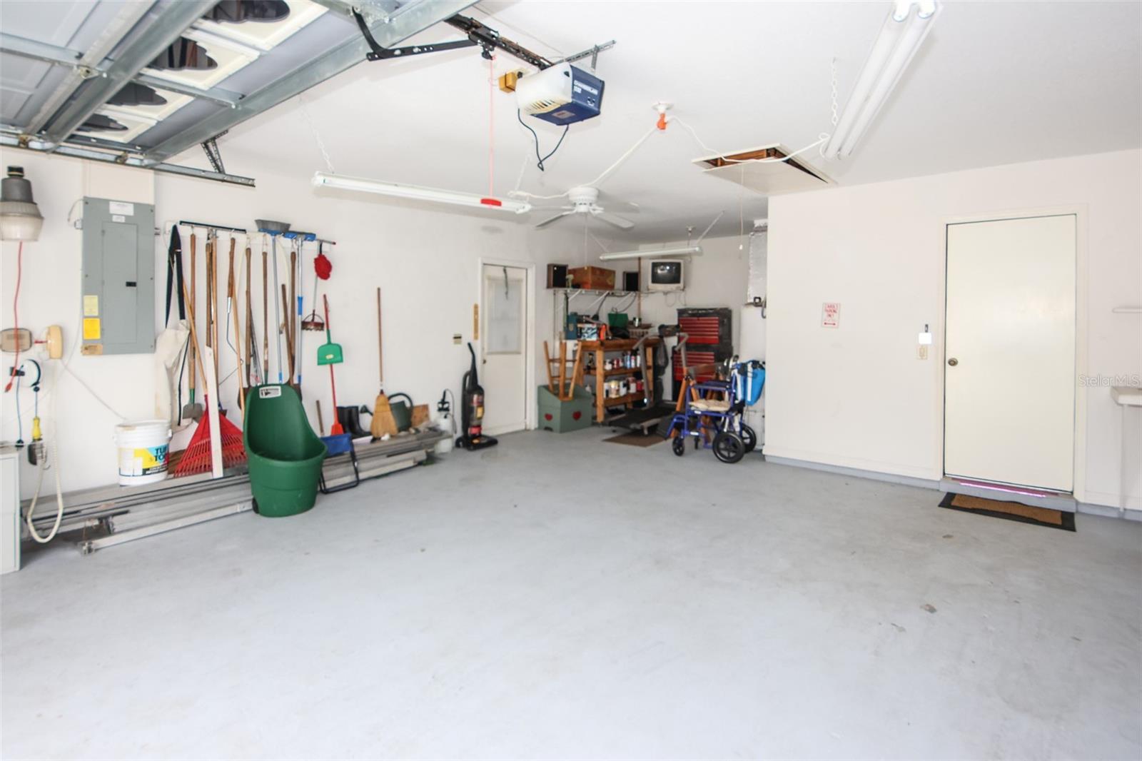 19 MAYFLOWER CT S, HOMOSASSA, FL, 34446