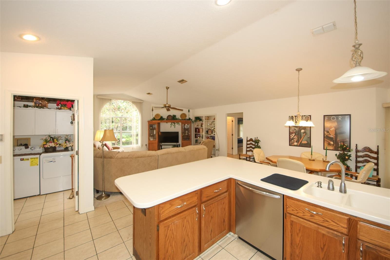 19 MAYFLOWER CT S, HOMOSASSA, FL, 34446