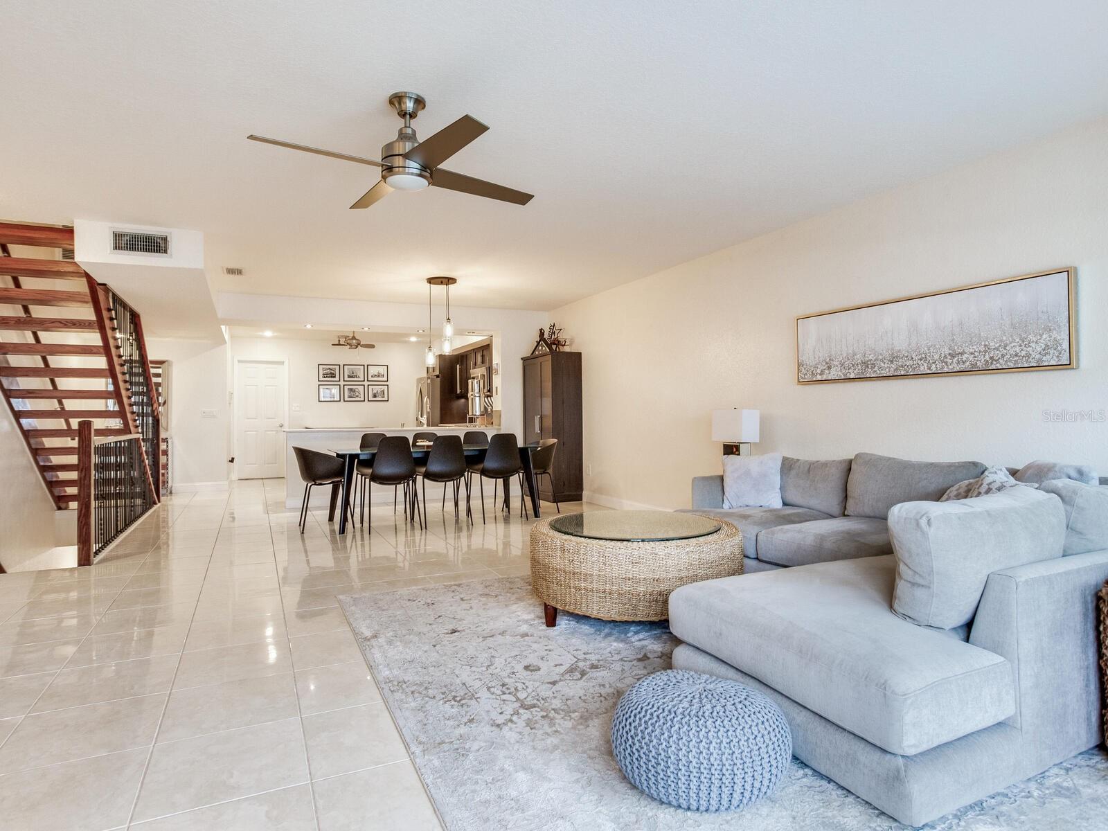 521 PINELLAS BAYWAY S #204, ST PETERSBURG, FL, 33715