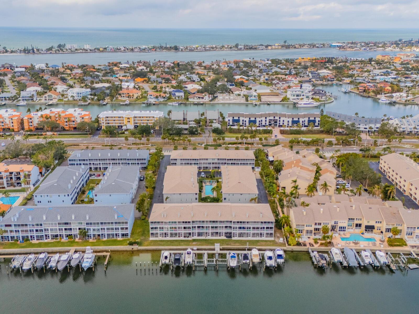 521 PINELLAS BAYWAY S #204, ST PETERSBURG, FL, 33715