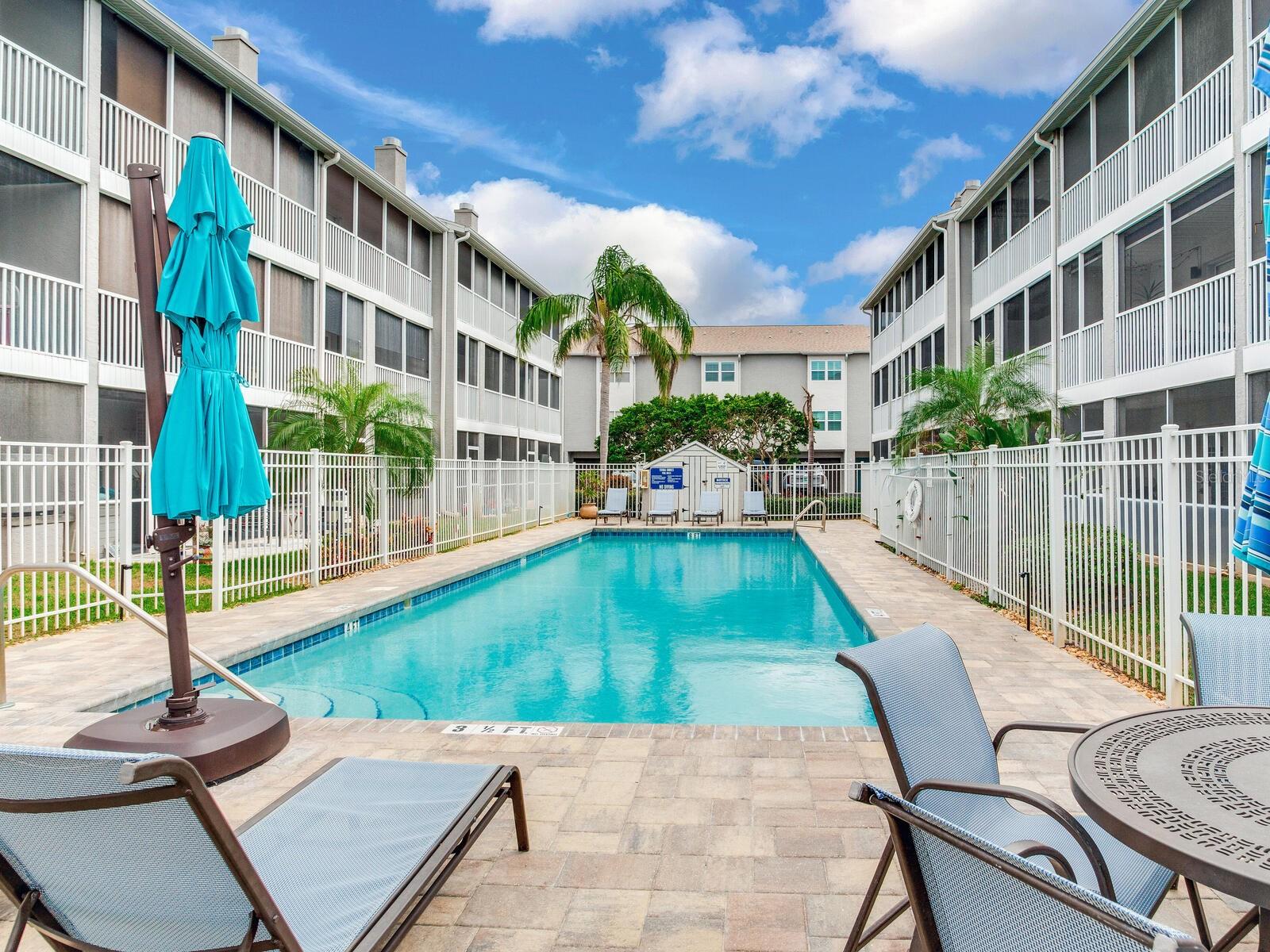 521 PINELLAS BAYWAY S #204, ST PETERSBURG, FL, 33715