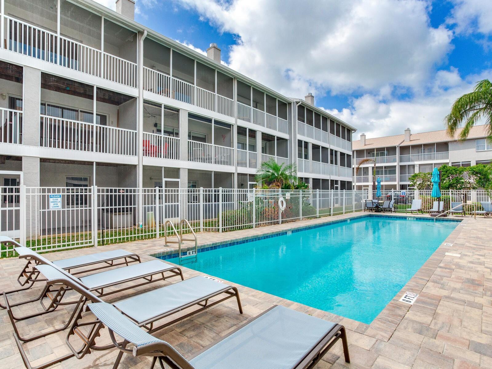 521 PINELLAS BAYWAY S #204, ST PETERSBURG, FL, 33715