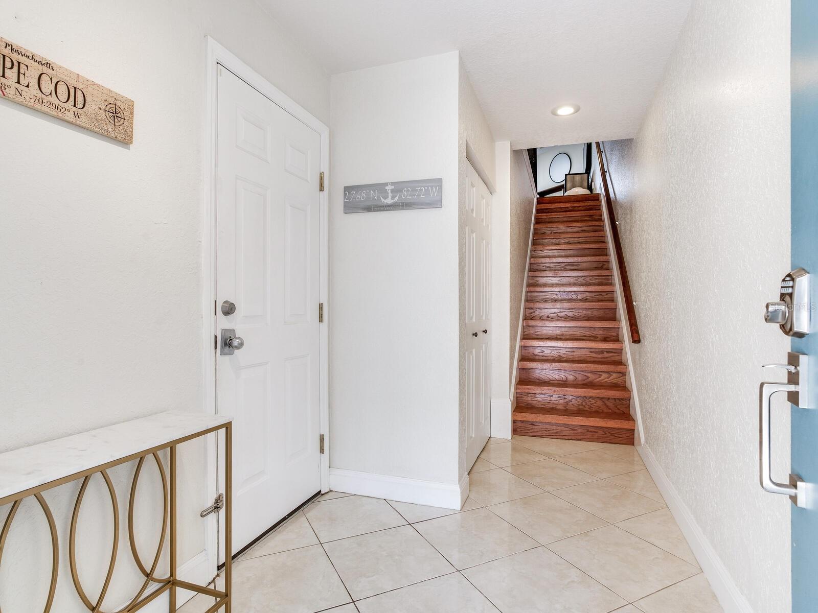 521 PINELLAS BAYWAY S #204, ST PETERSBURG, FL, 33715