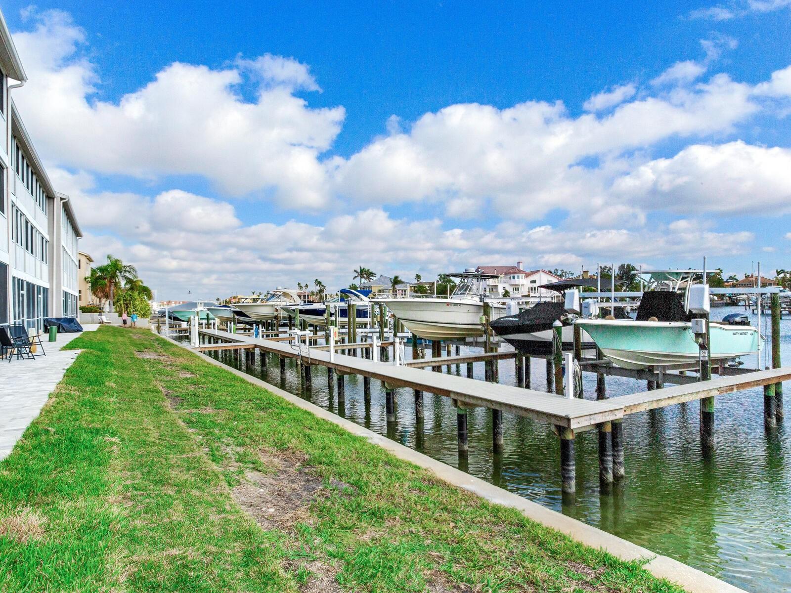 521 PINELLAS BAYWAY S #204, ST PETERSBURG, FL, 33715